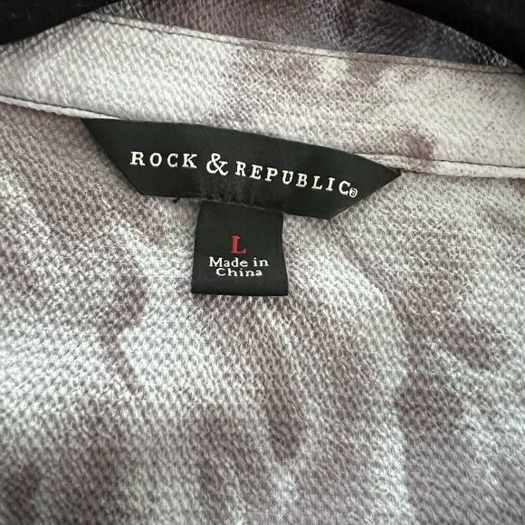 Rock & Republic Tunic Large Blouse Full Zip Artsy - Picture 3 of 4